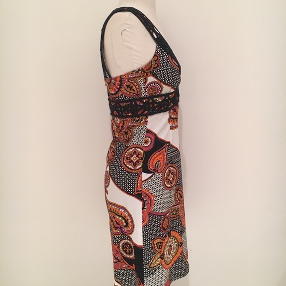 Trina Turk Cotton Sheath Dress Medallion P… - Picture 3 of 8